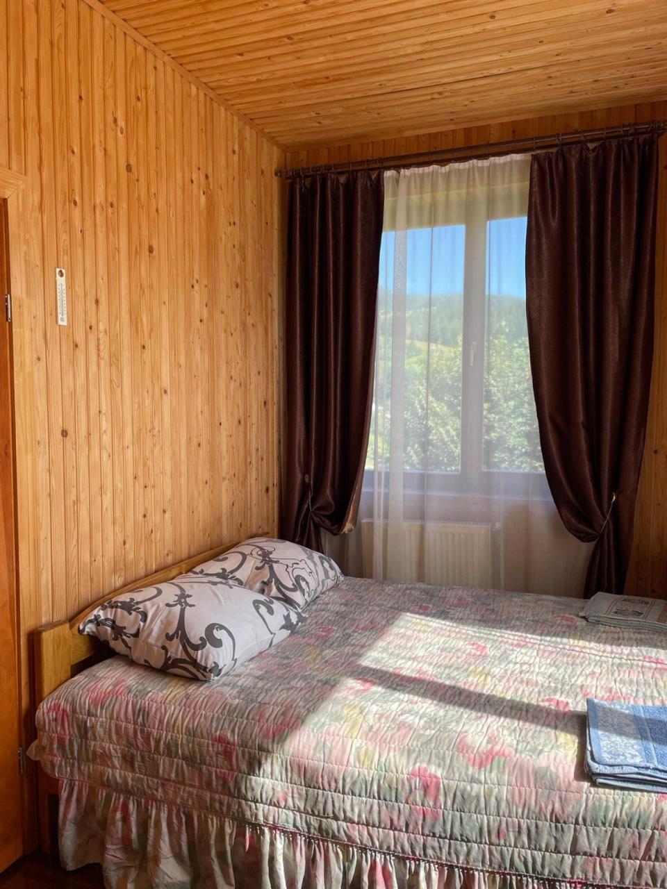 Старе Подвір'Я Verkhovyna Exterior foto